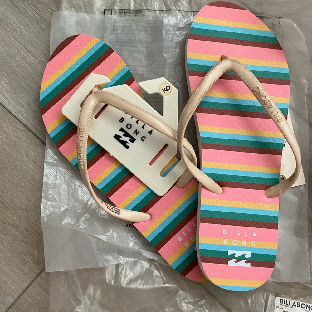 9 BILLABONG Flip Flops Sandals Brach Surfer NWT pink turquoise yellow striped